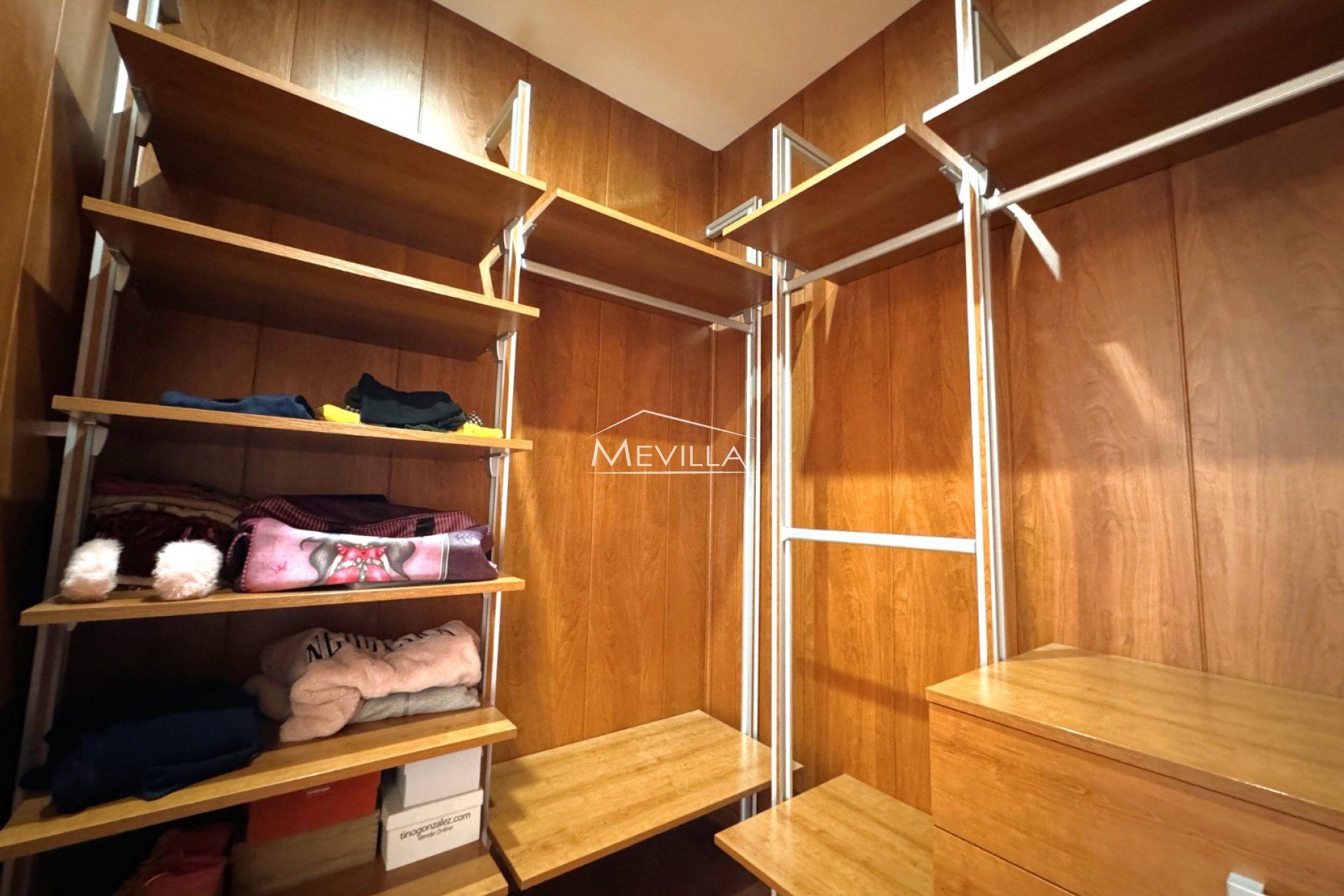 Återförsäljare - Villa - San Miguel de Salinas