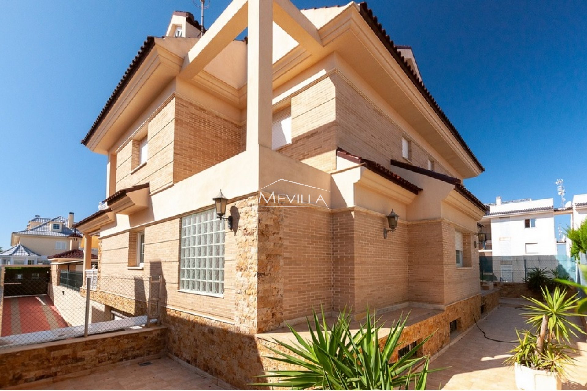 Återförsäljare - Villa - Torrevieja - La Veleta