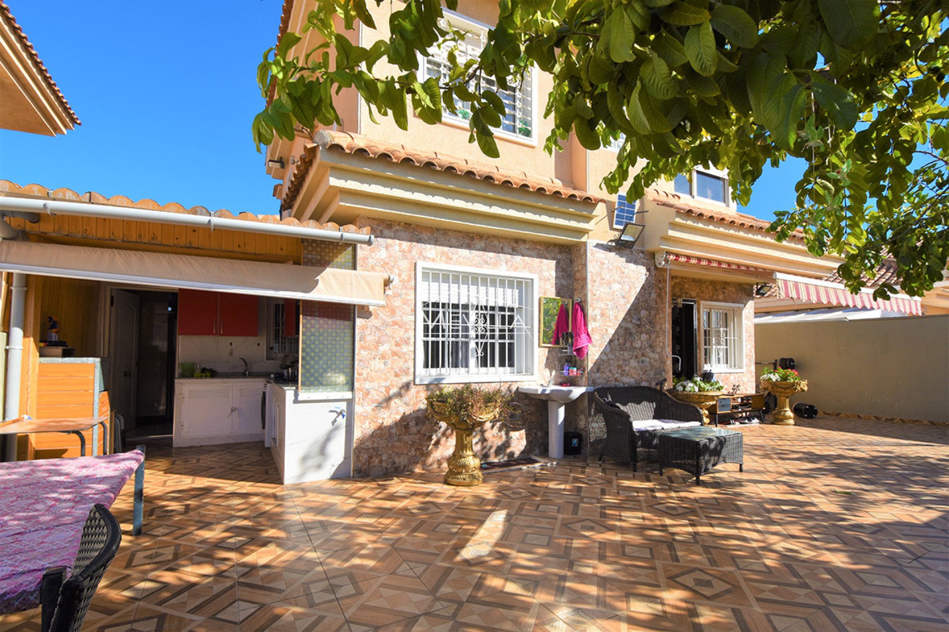 Återförsäljare - Villa - Torrevieja - Los Altos