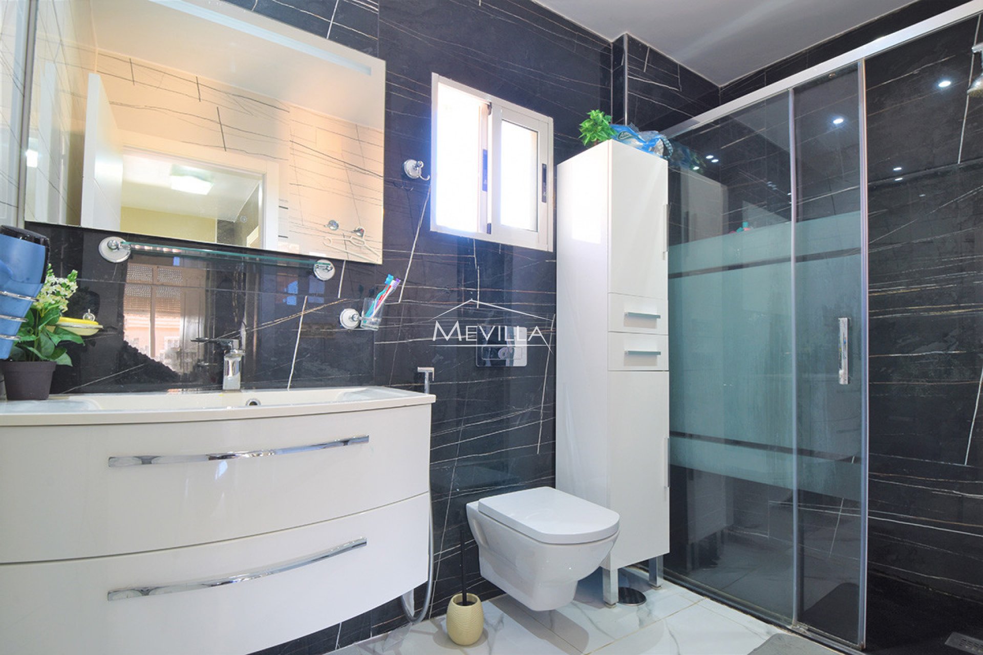 Återförsäljare - Villa - Torrevieja - Los Altos