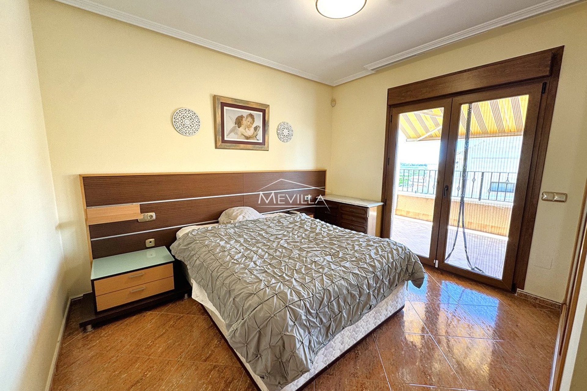 Återförsäljare - Villa - Torrevieja - Los Altos