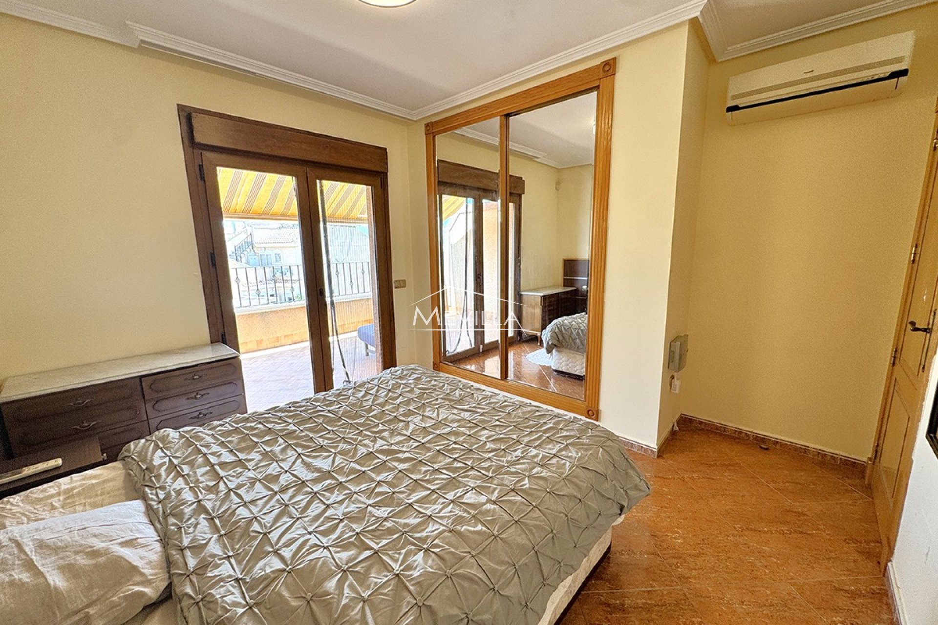 Återförsäljare - Villa - Torrevieja - Los Altos