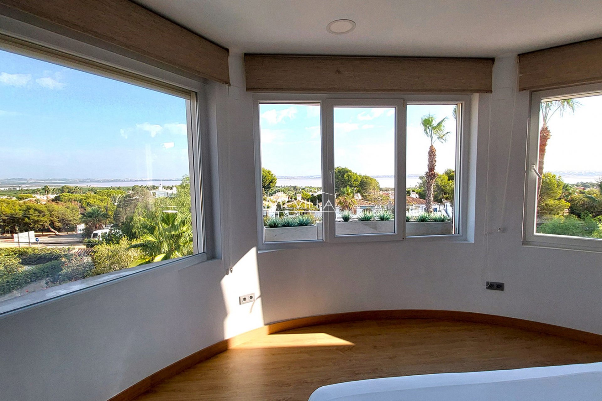 Återförsäljare - Villa - Torrevieja - Los Balcones