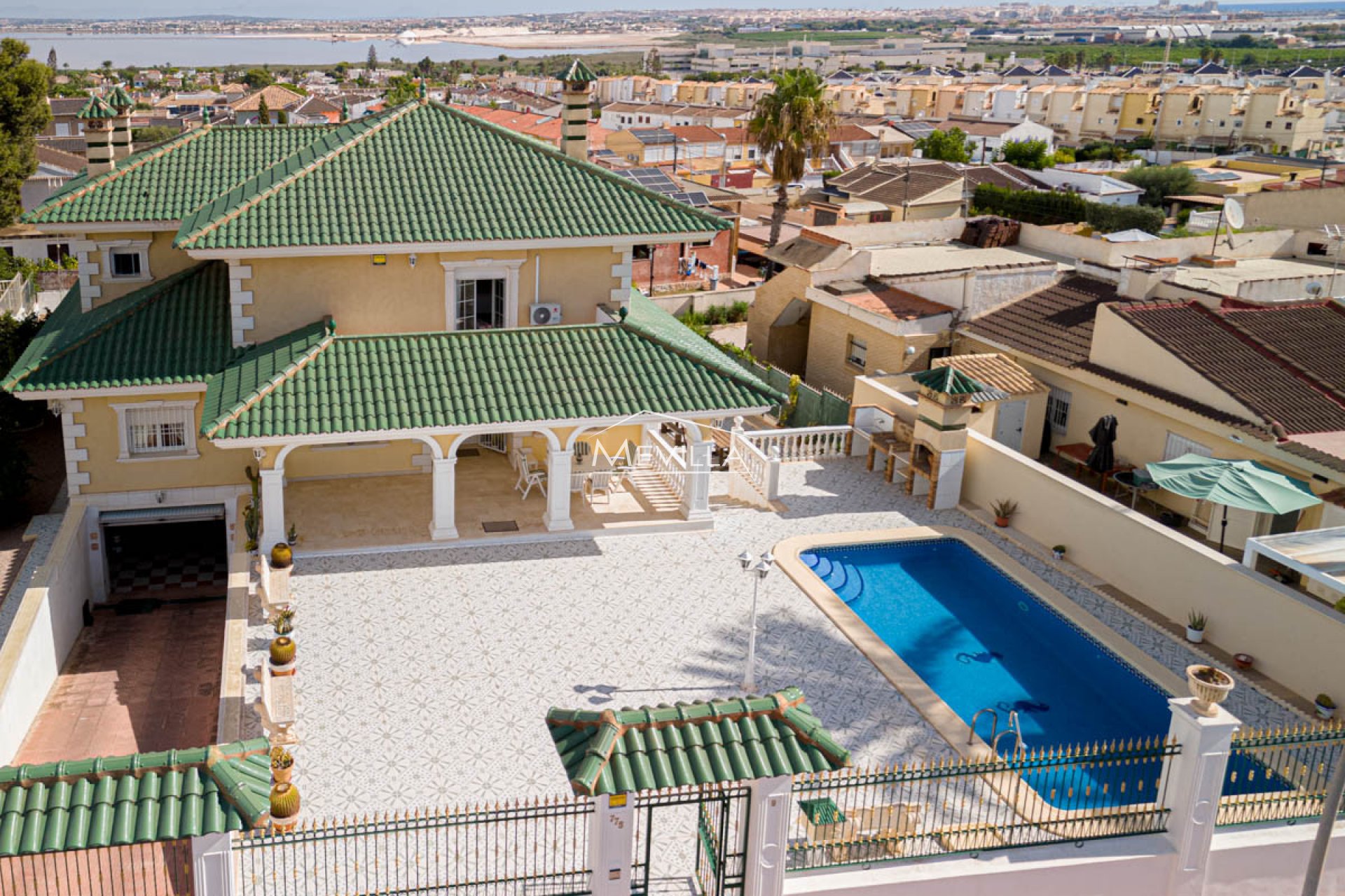 Återförsäljare - Villa - Torrevieja - Los Balcones