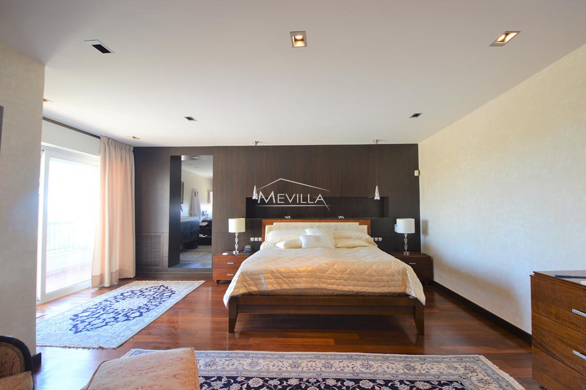 Återförsäljare - Villa - Torrevieja