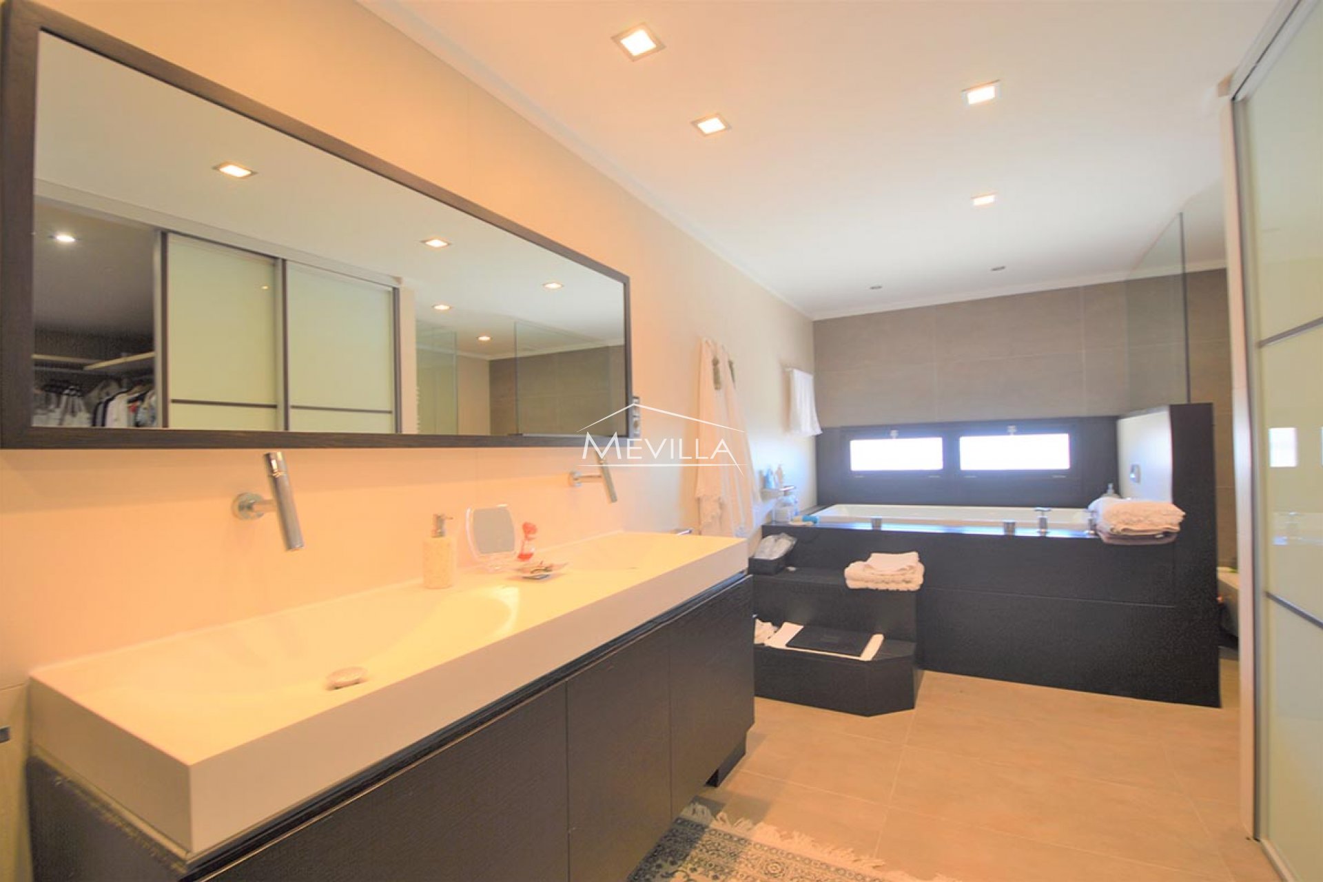 Återförsäljare - Villa - Torrevieja