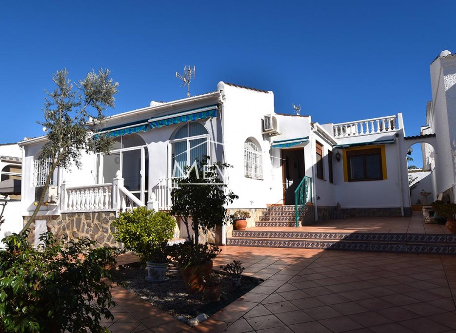 Återförsäljare - Villa - Torrevieja