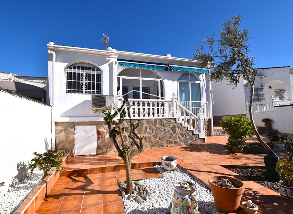Återförsäljare - Villa - Torrevieja