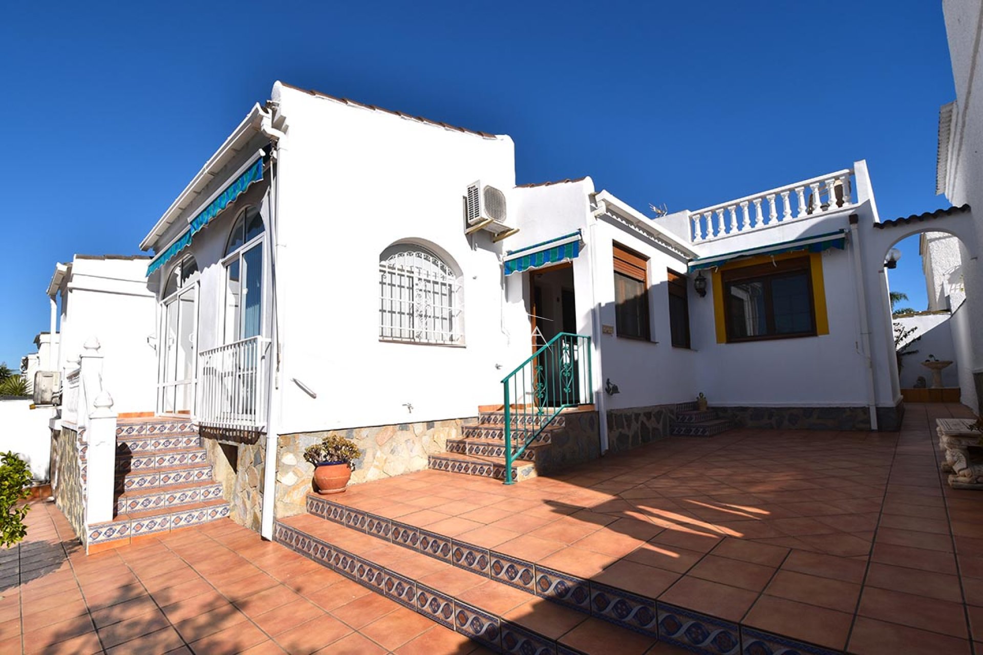 Återförsäljare - Villa - Torrevieja