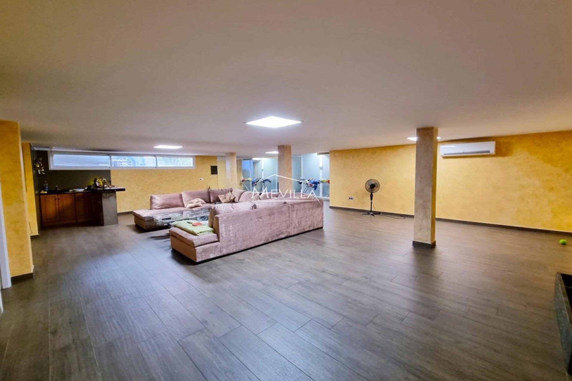 Återförsäljare - Villa - Torrevieja