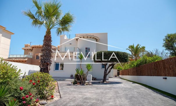 Chalet / Villa - Reventas - Orihuela Costa - PF408