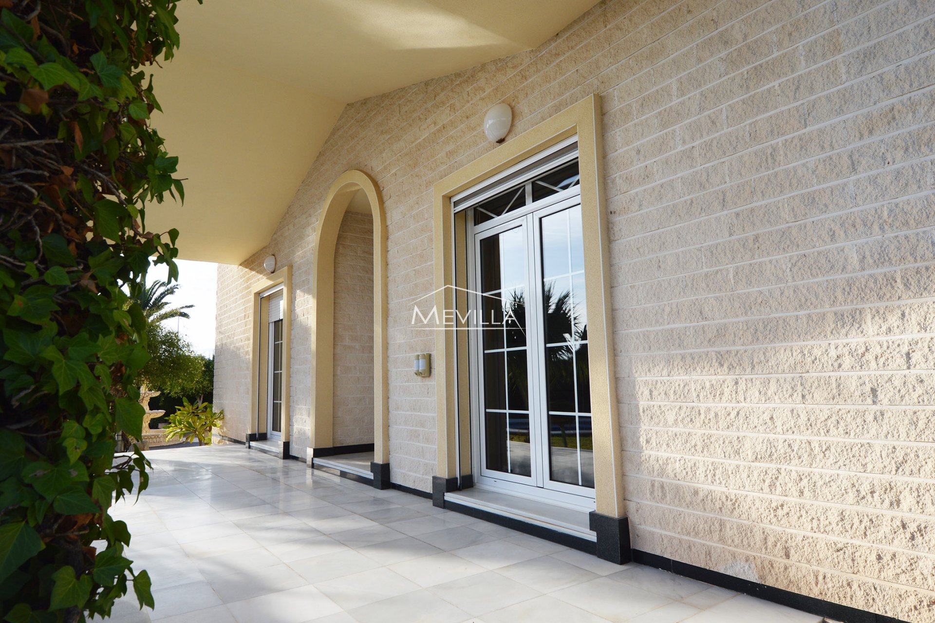 Der Eingang zum Haus