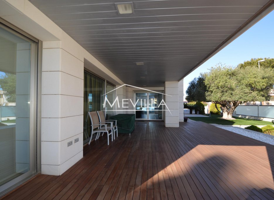 Die moderne Villa