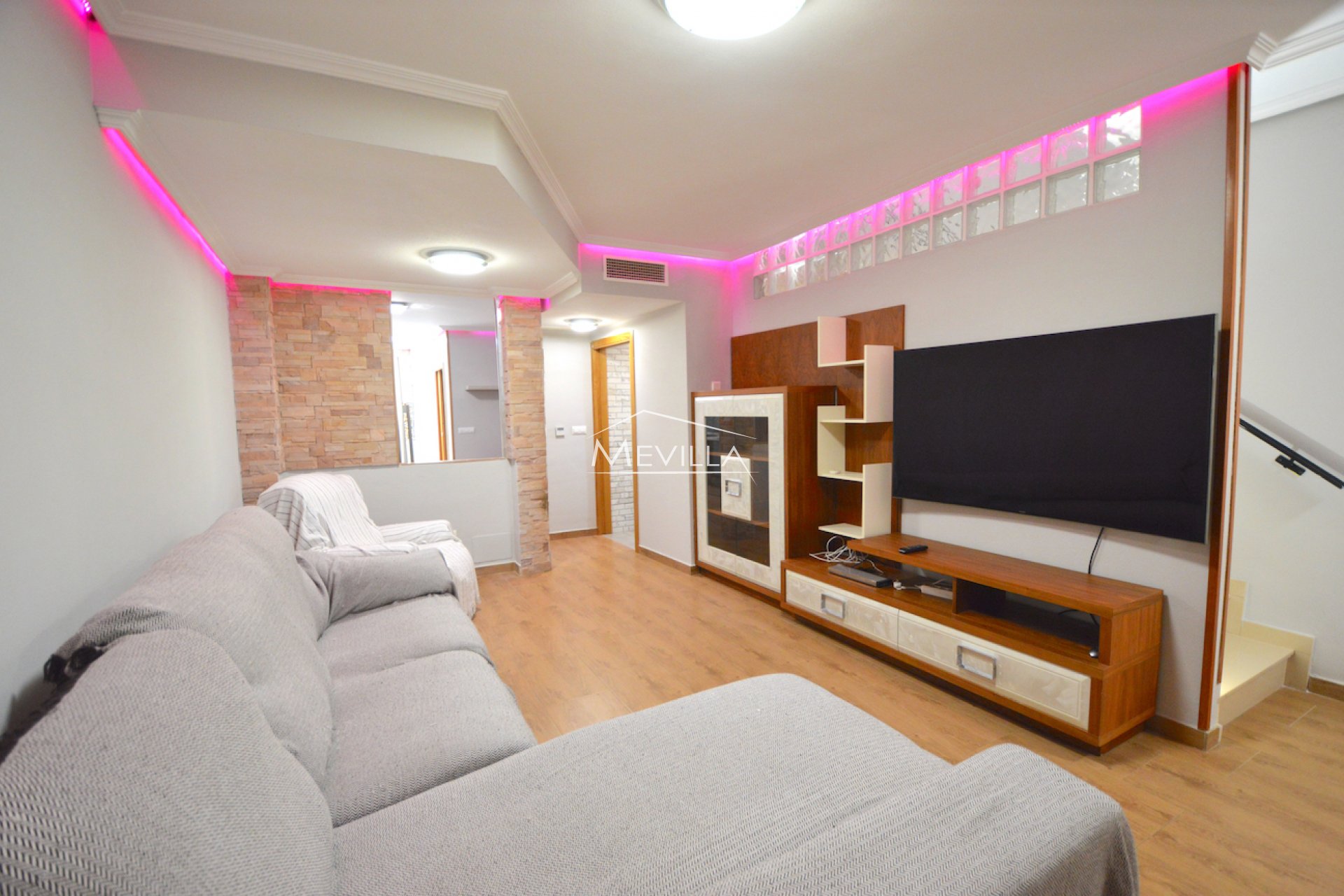 El Salon