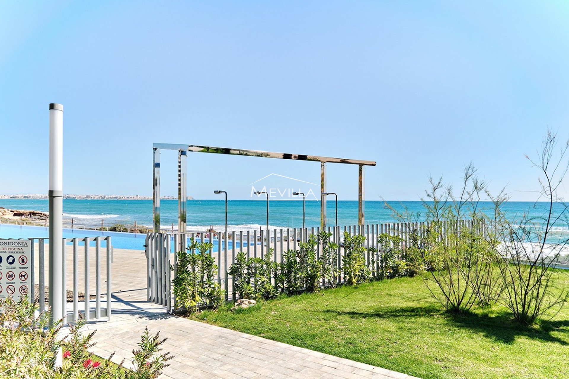 Front Line only - Flat / Apartment - Orihuela Costa - Punta Prima