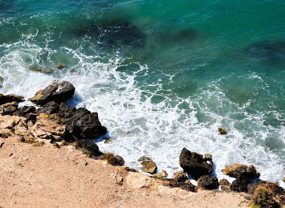 Front Line only - Flat / Apartment - Orihuela Costa - Punta Prima
