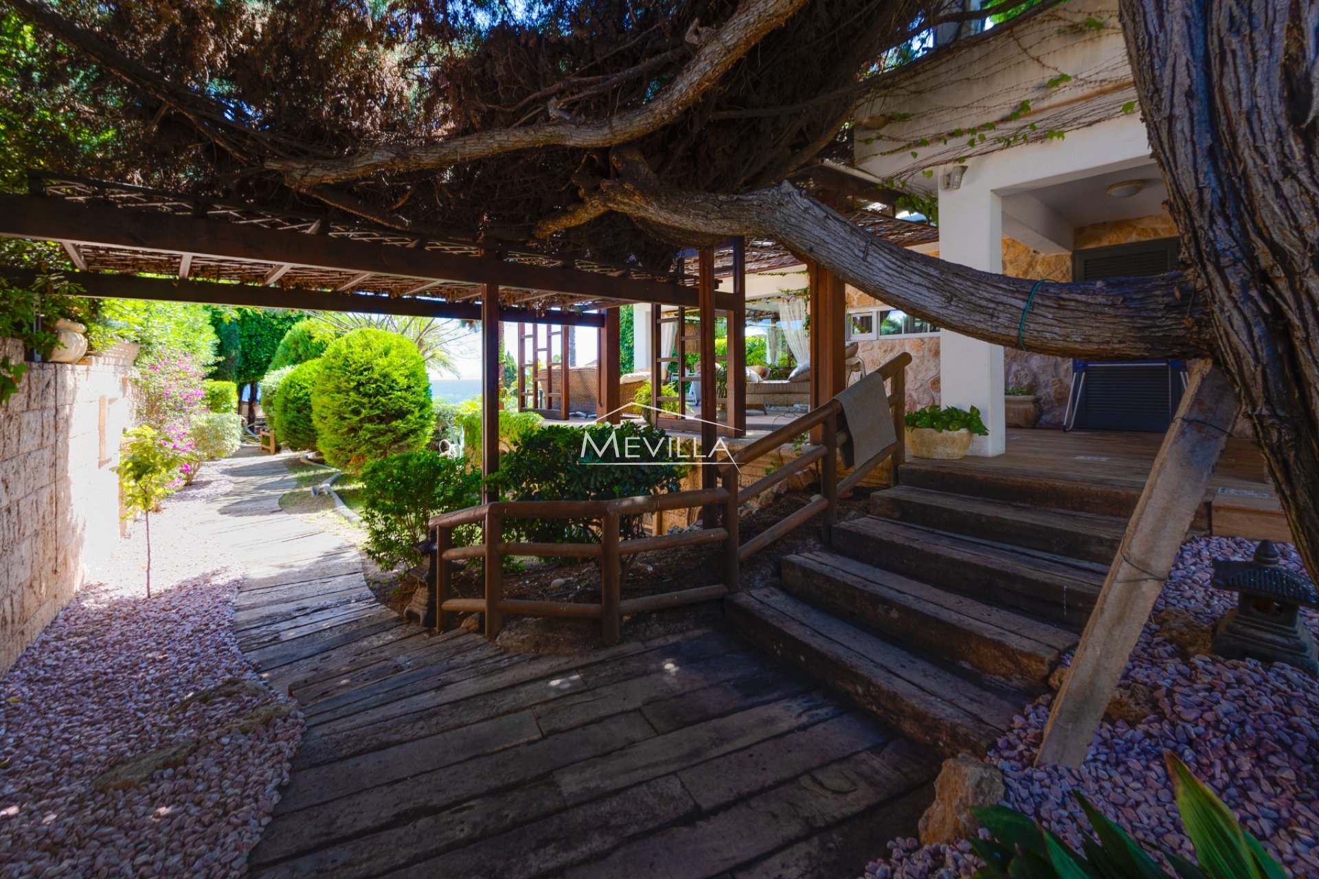 Frontlinjen - Villa - Orihuela Costa - Cabo Roig
