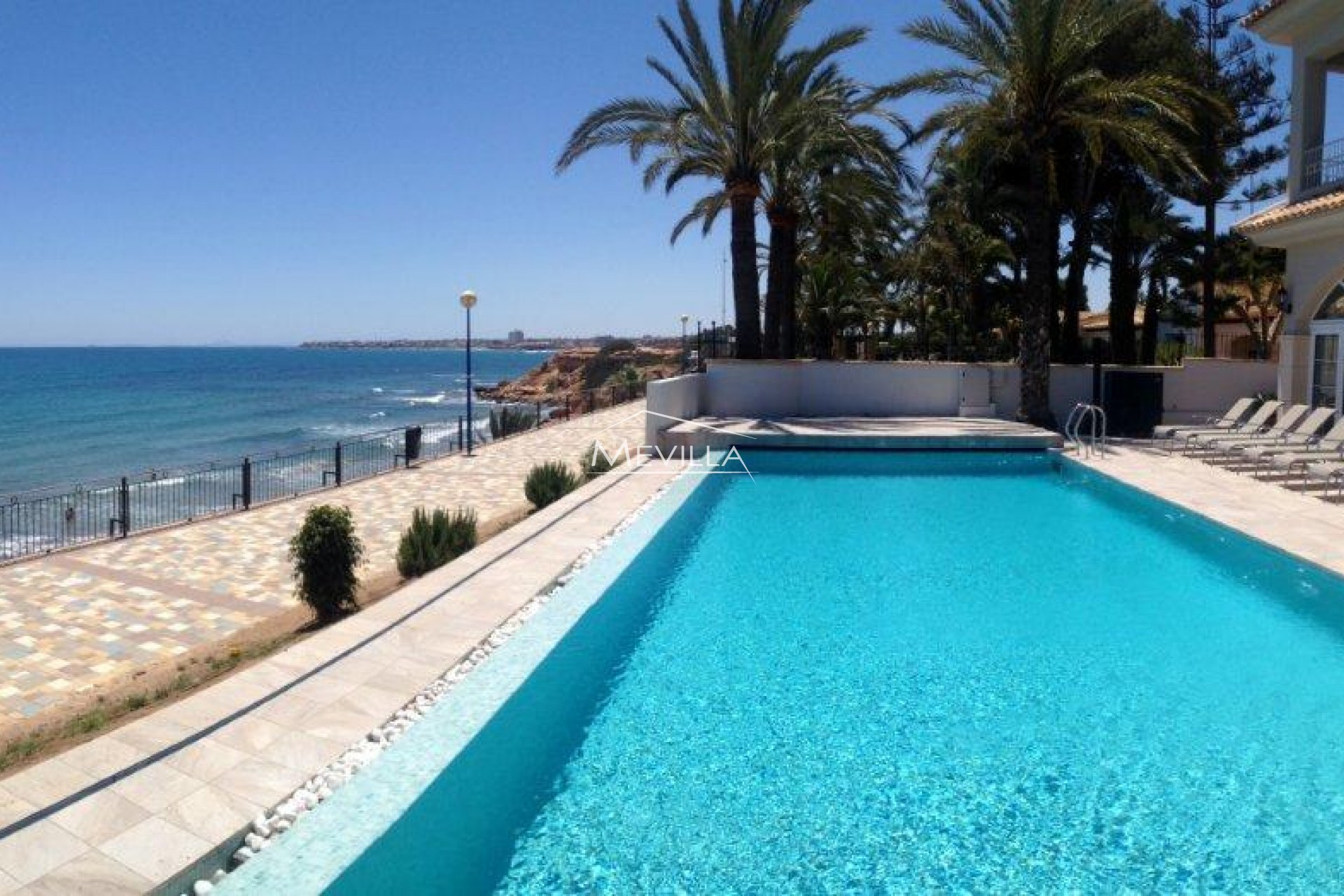 La piscina