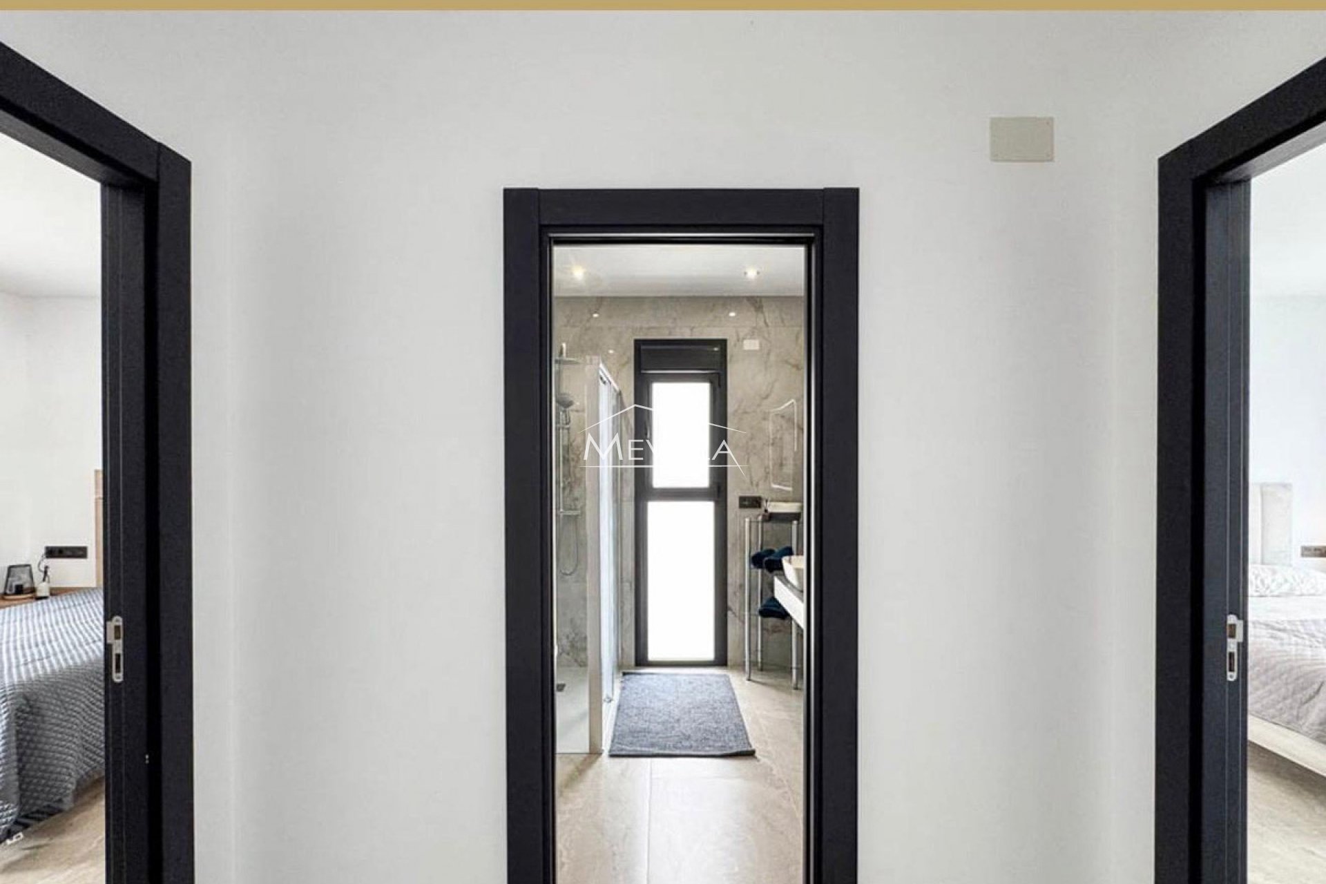 Obra nueva - Chalet / Villa - Guardamar / Ciudad Quesada / La Marina - La Marina