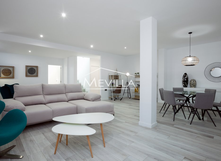 Obra nueva - Chalet / Villa - Orihuela Costa - Lomas de Cabo Roig