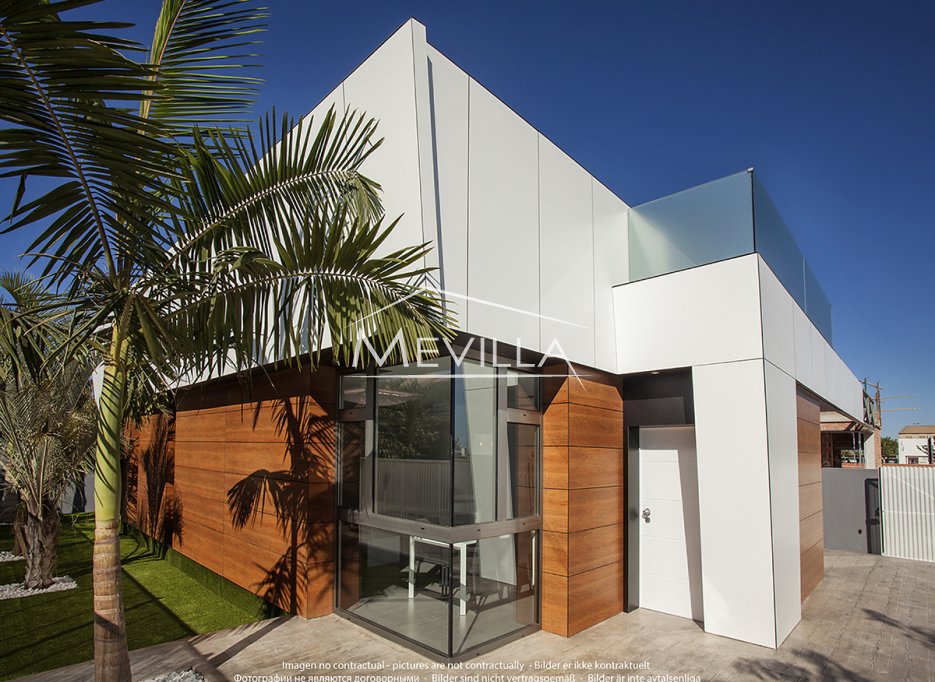 Obra nueva - Chalet / Villa - Pilar de la Horadada