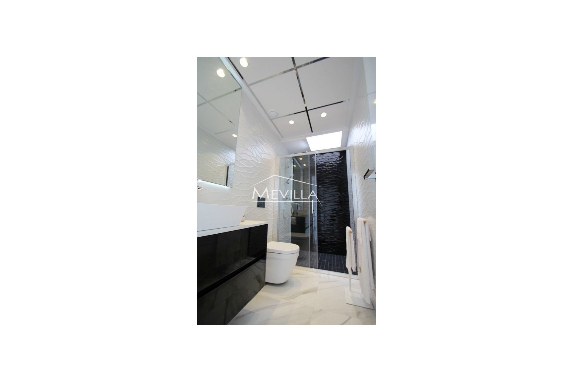 Obra nueva - Chalet / Villa - San Miguel de Salinas