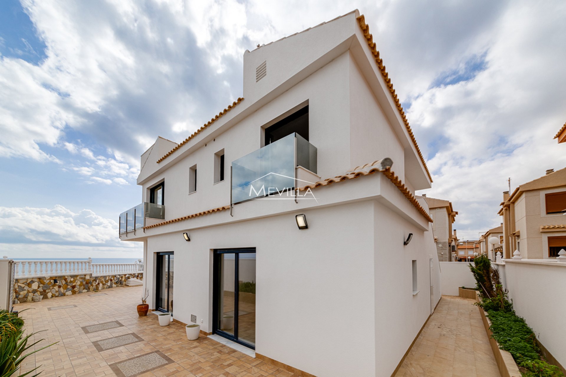 Obra nueva - Chalet / Villa - Torrevieja