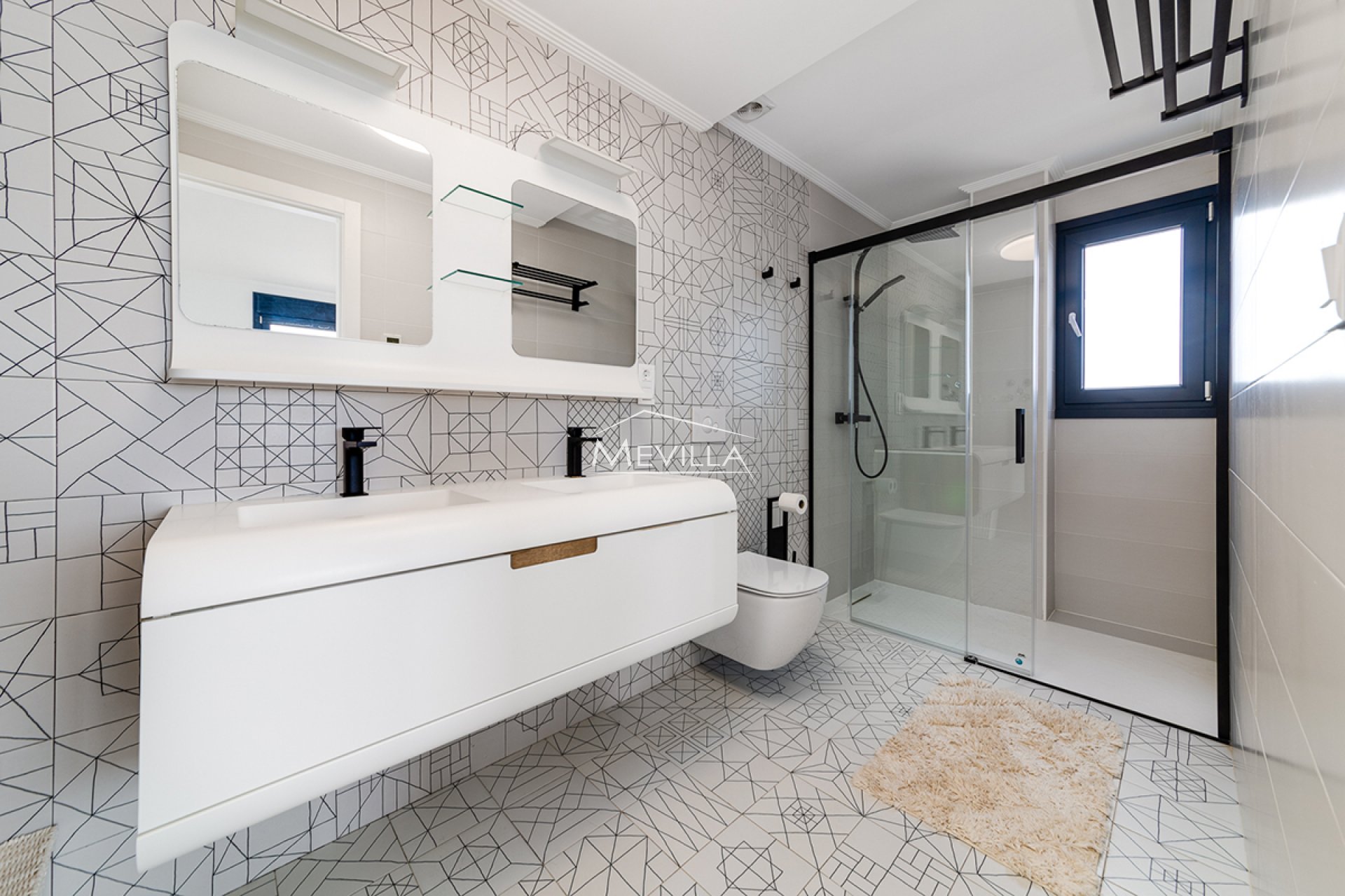 Obra nueva - Chalet / Villa - Torrevieja