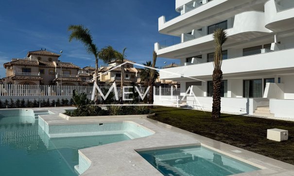 Piso / Apartamento - Reventas - Orihuela Costa - cr1086