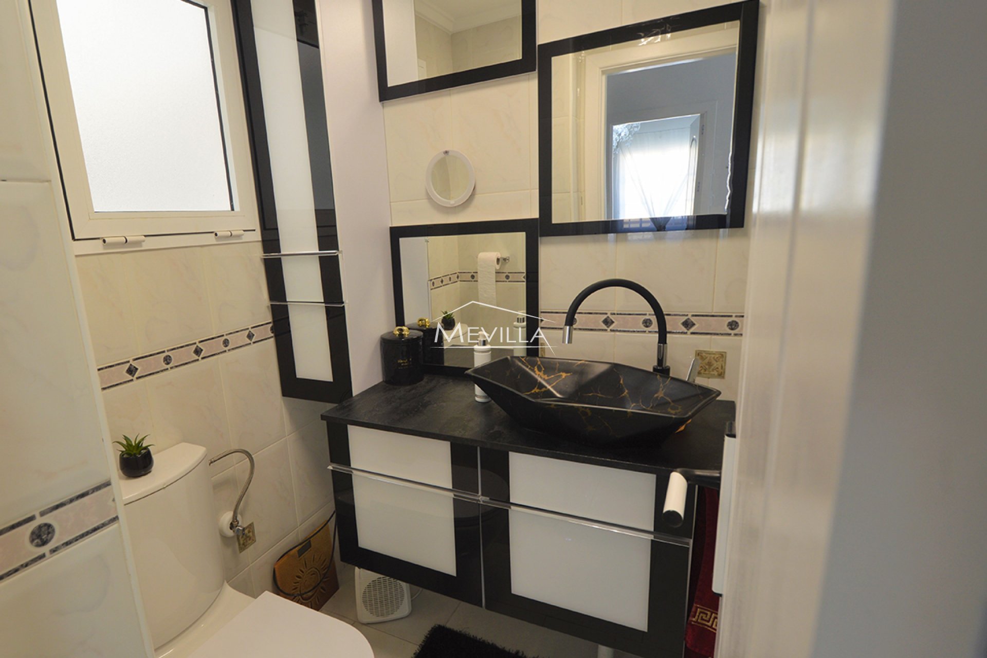 Resales - Apartment - Torrevieja - La Mata