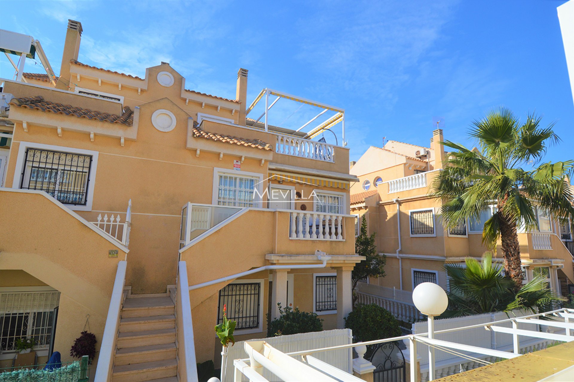 Resales - Apartment - Torrevieja - La Mata
