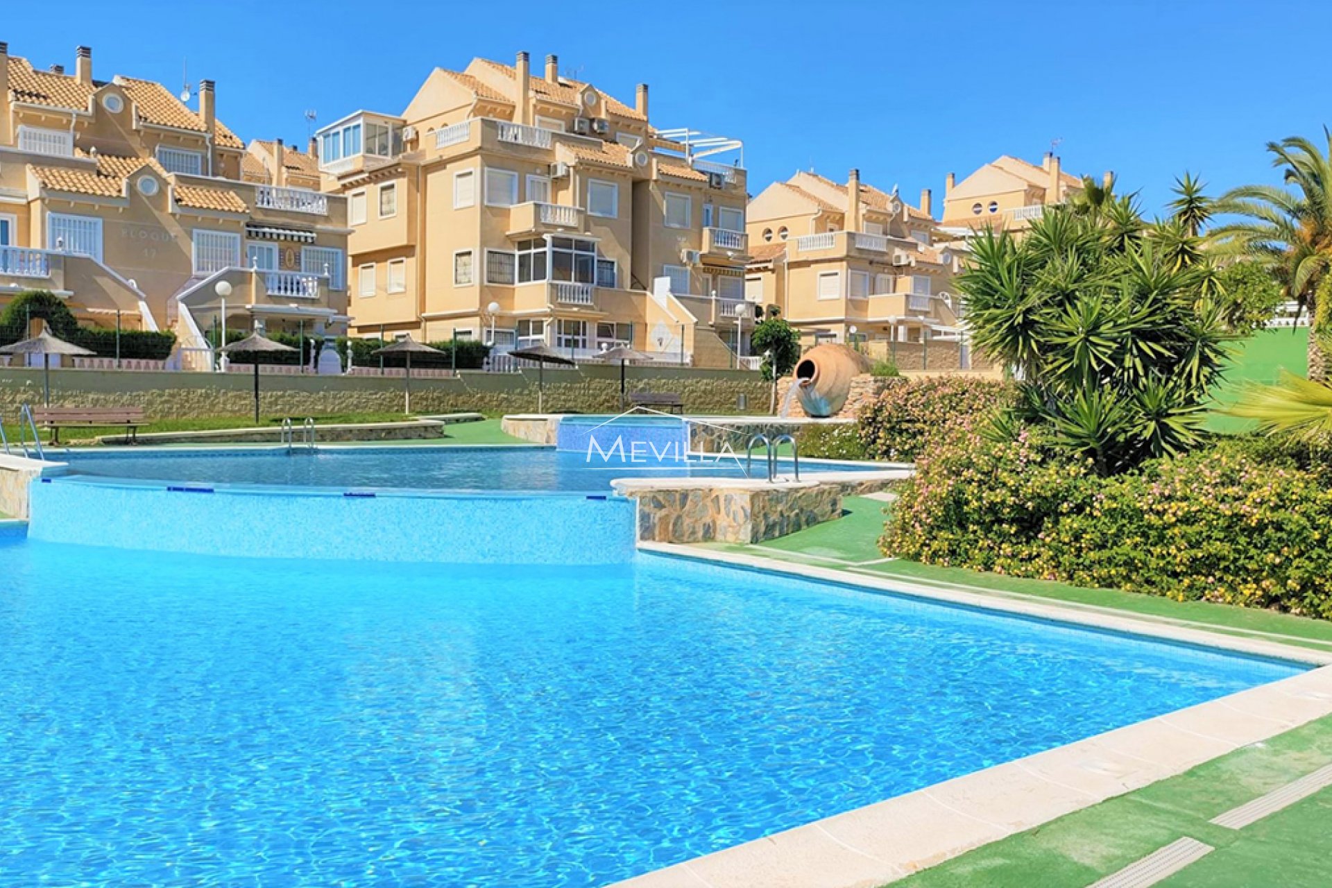 Resales - Apartment - Torrevieja - La Mata
