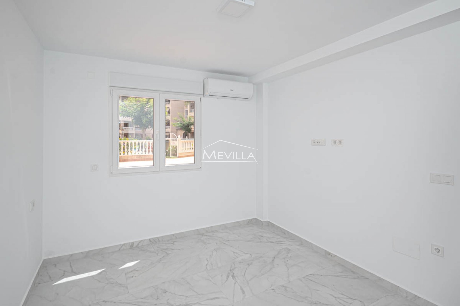 Resales - Apartment - Torrevieja