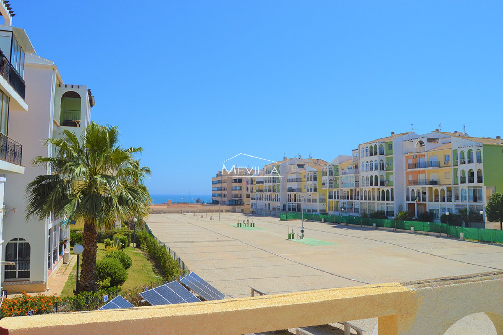 Resales - commercial - Torrevieja - La Veleta