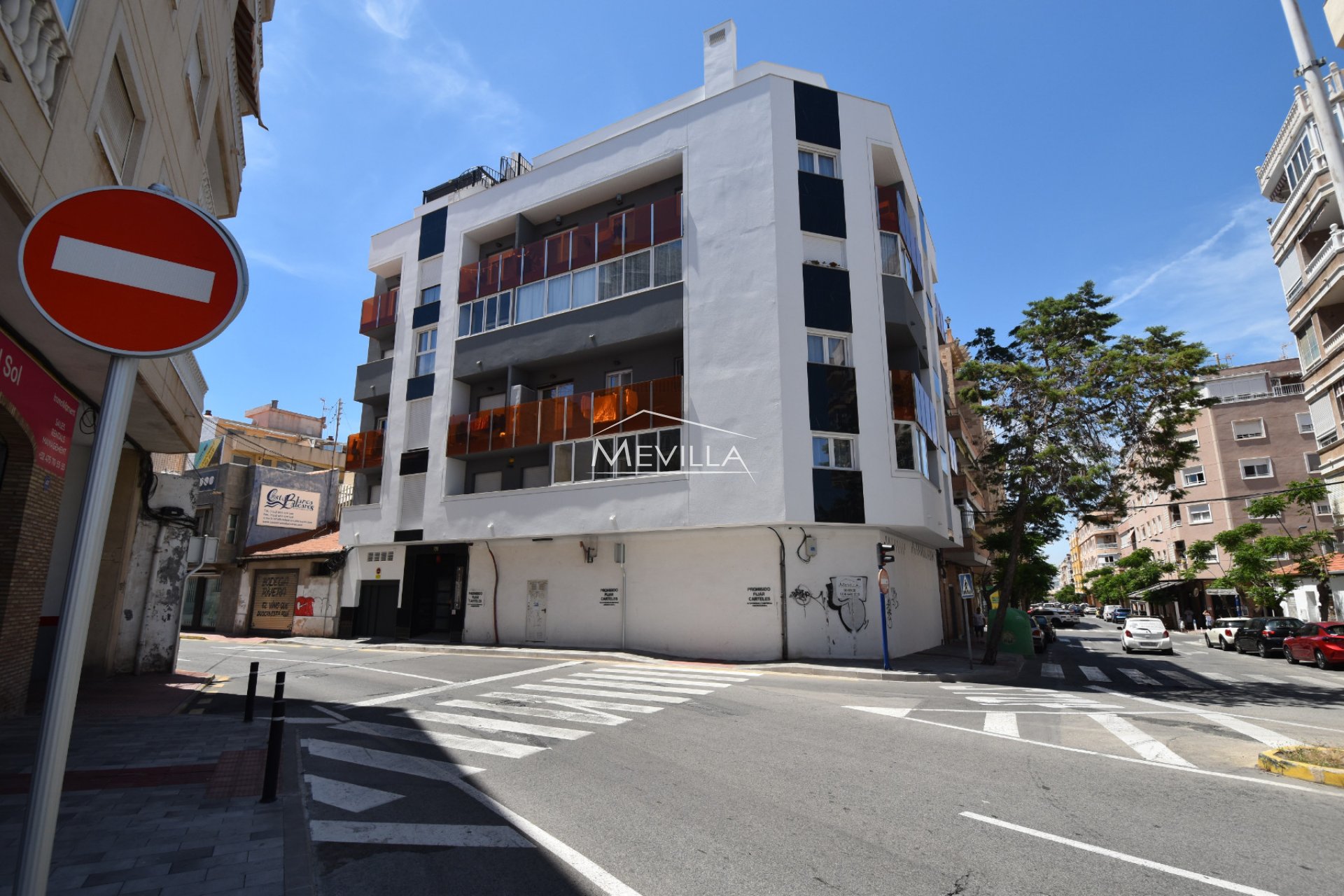 Resales - commercial - Torrevieja