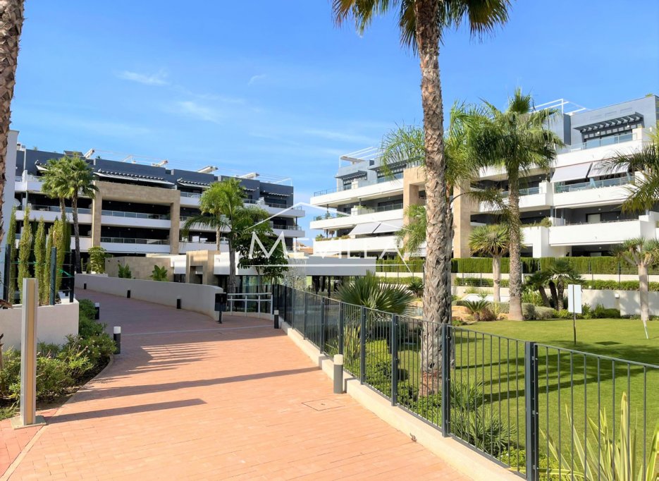 Resales - Flat / Apartment - Orihuela Costa - Playa Flamenca
