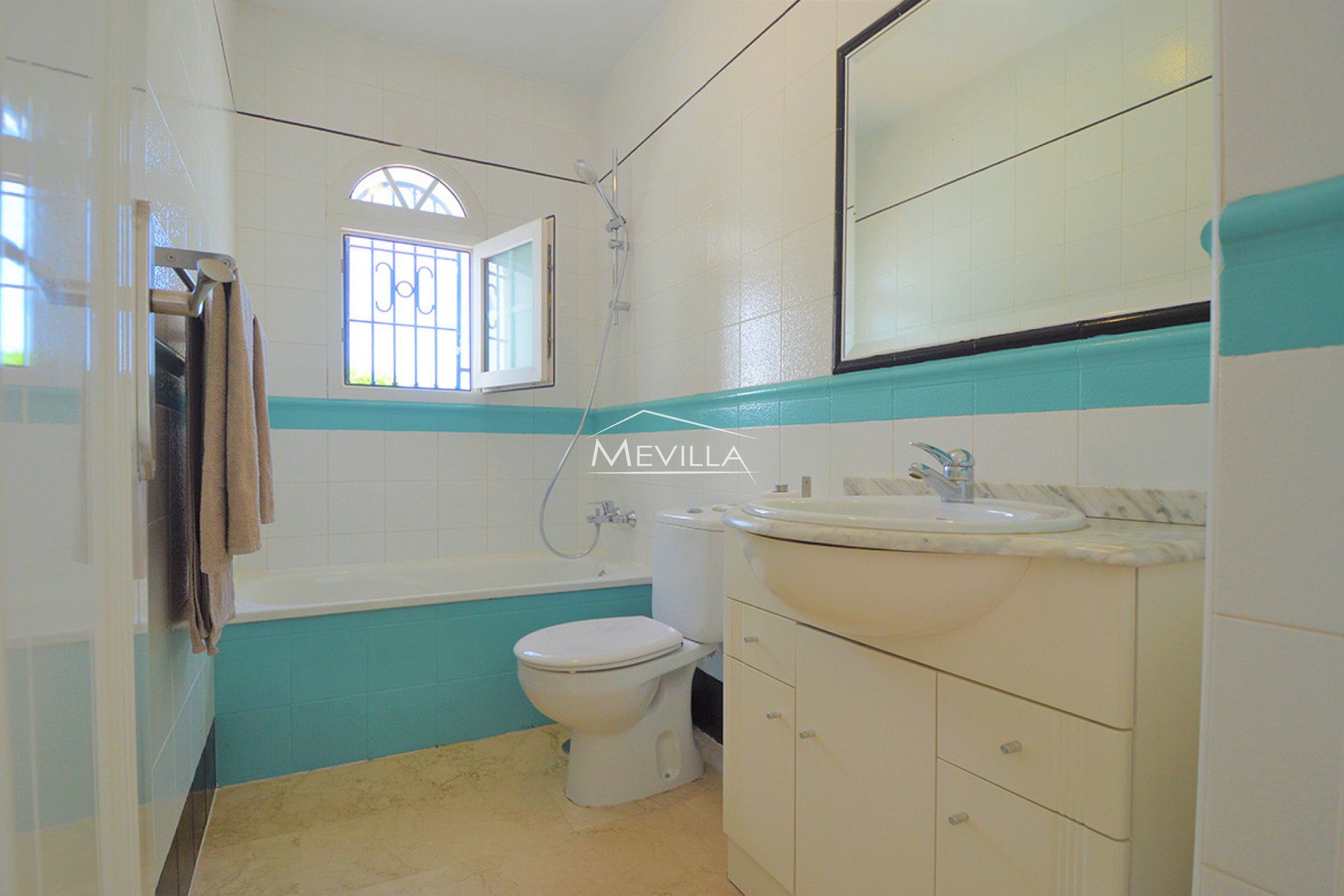 Resales - Flat / Apartment - Orihuela Costa - Villamartin