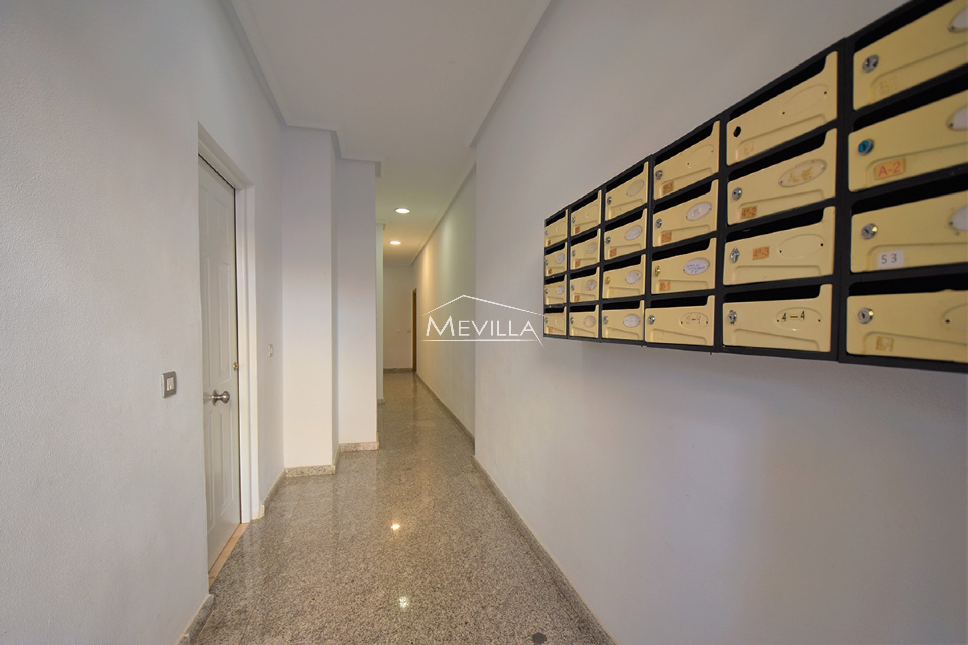 Resales - Flat / Apartment - Torrevieja