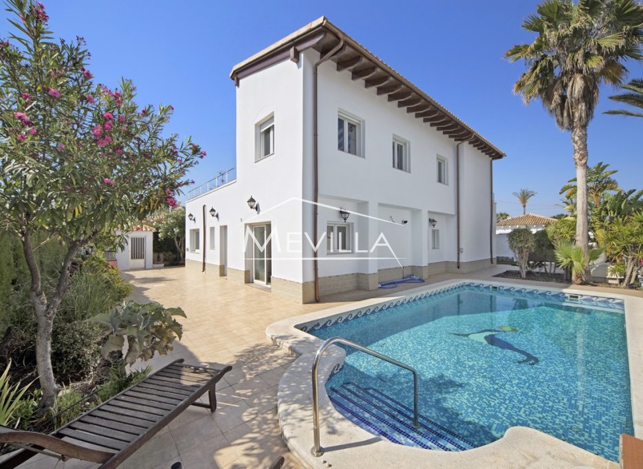 Resales - Villa - Orihuela Costa - Cabo Roig