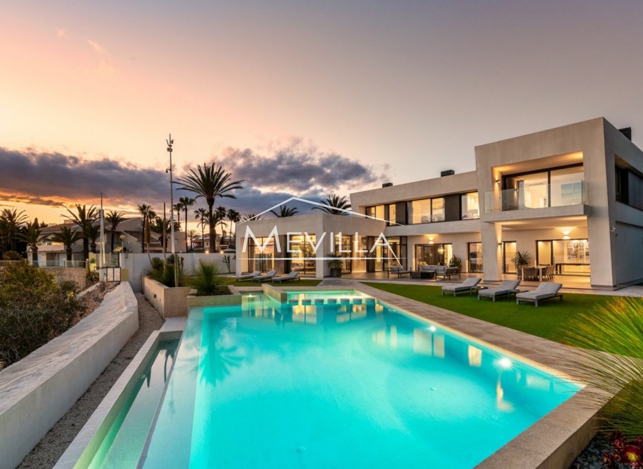 Resales - Villa - Orihuela Costa - Cabo Roig