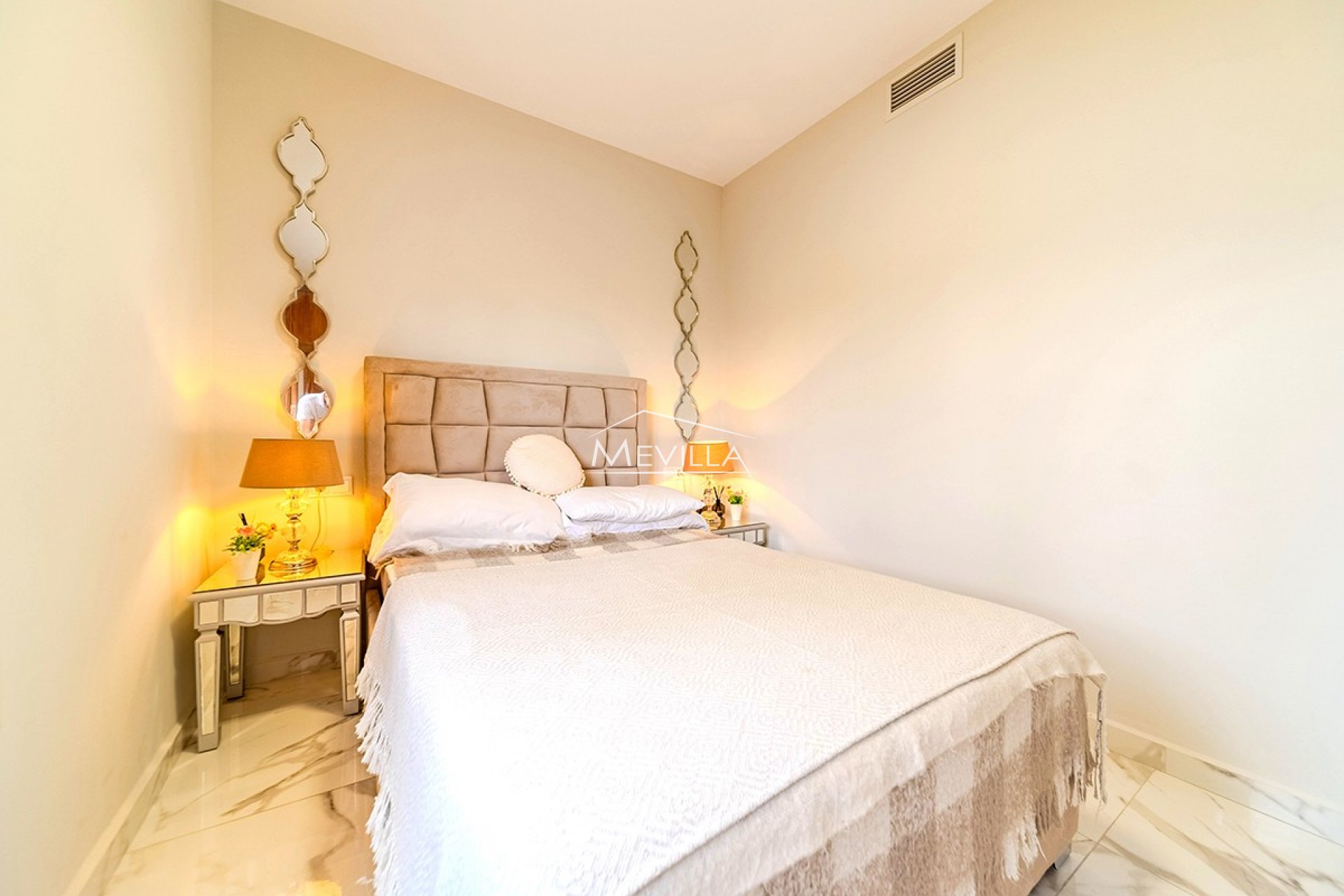 Resales - Villa - Orihuela Costa - Campoamor