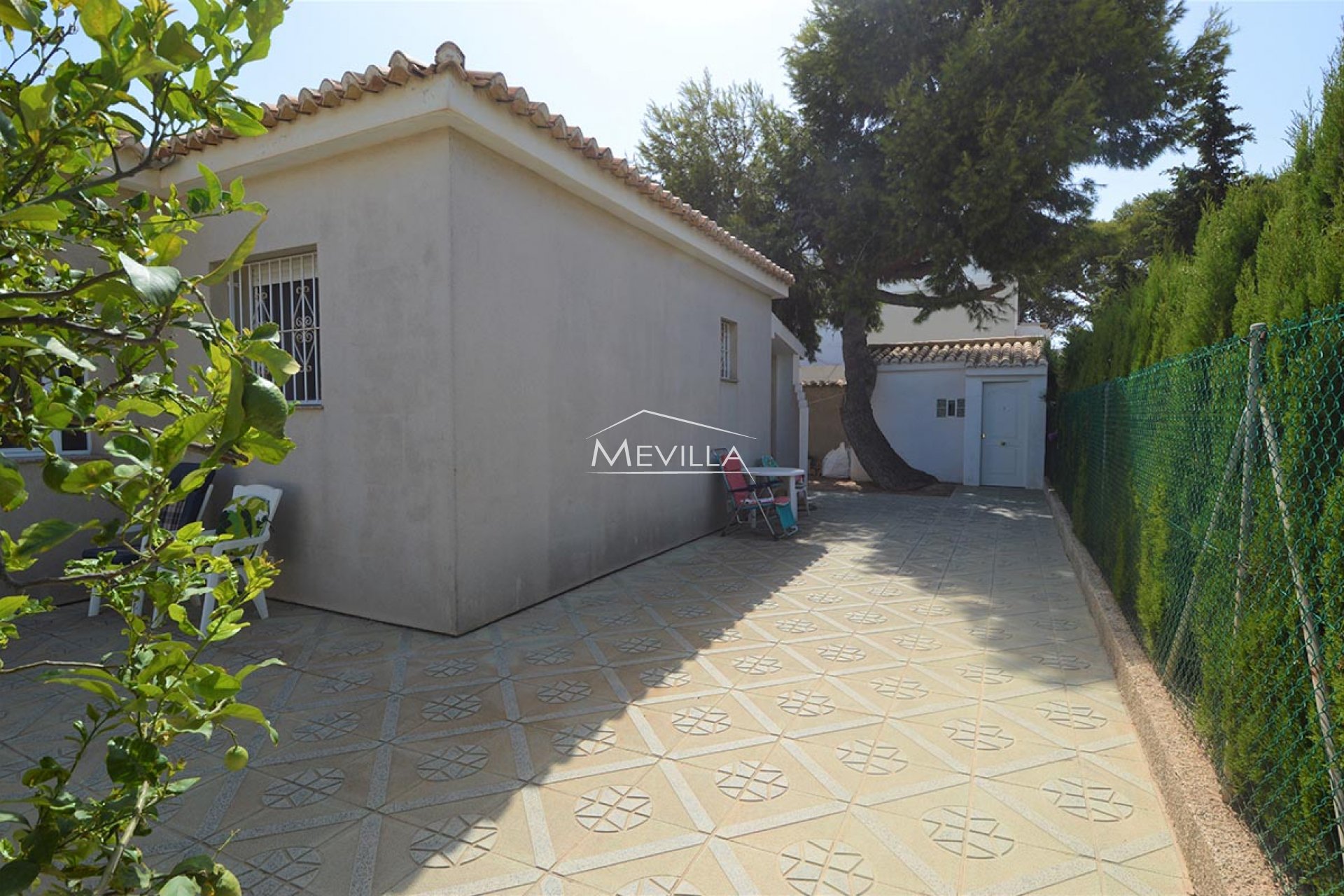 Resales - Villa - Orihuela Costa - La Zenia