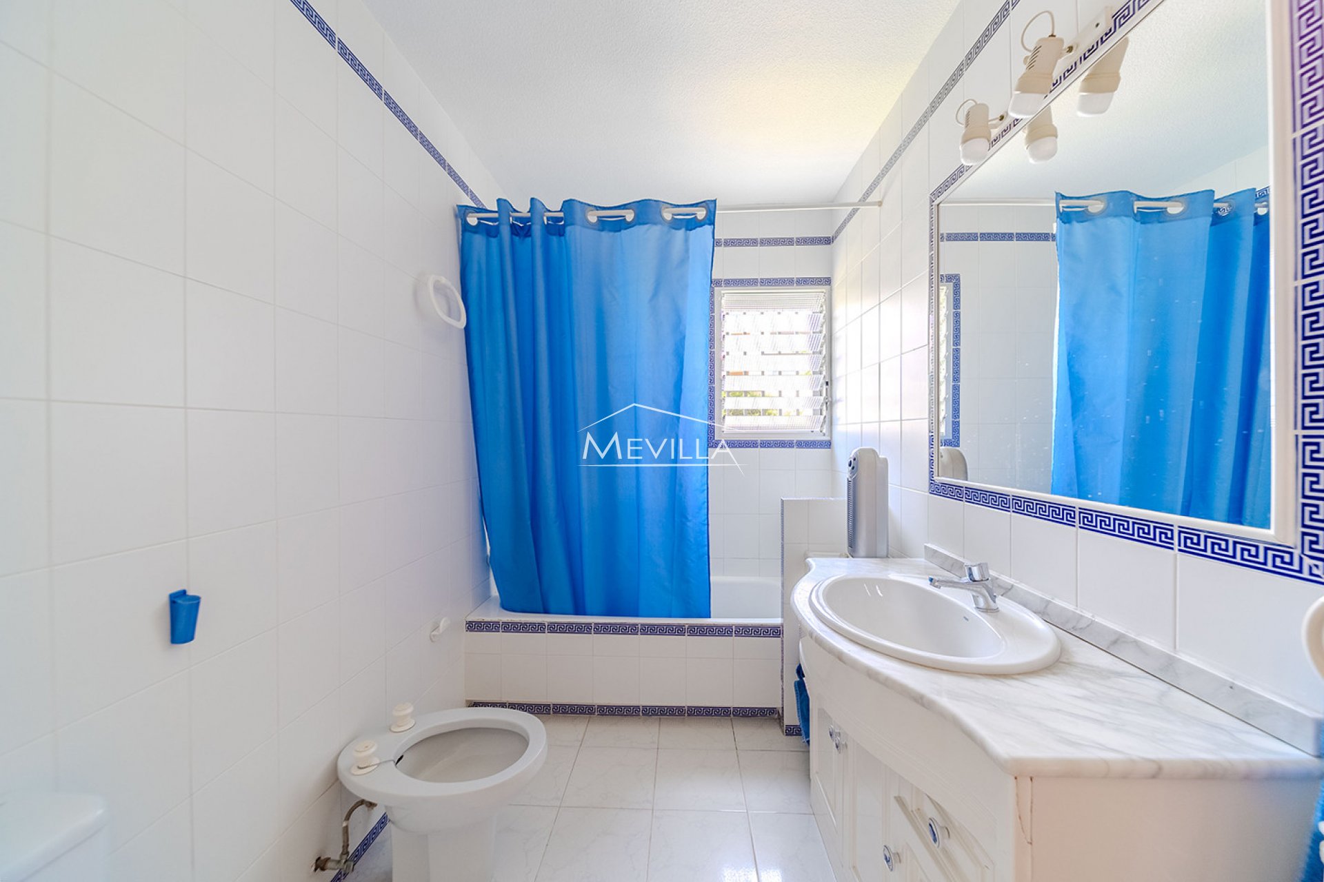 Resales - Villa - Orihuela Costa - La Zenia