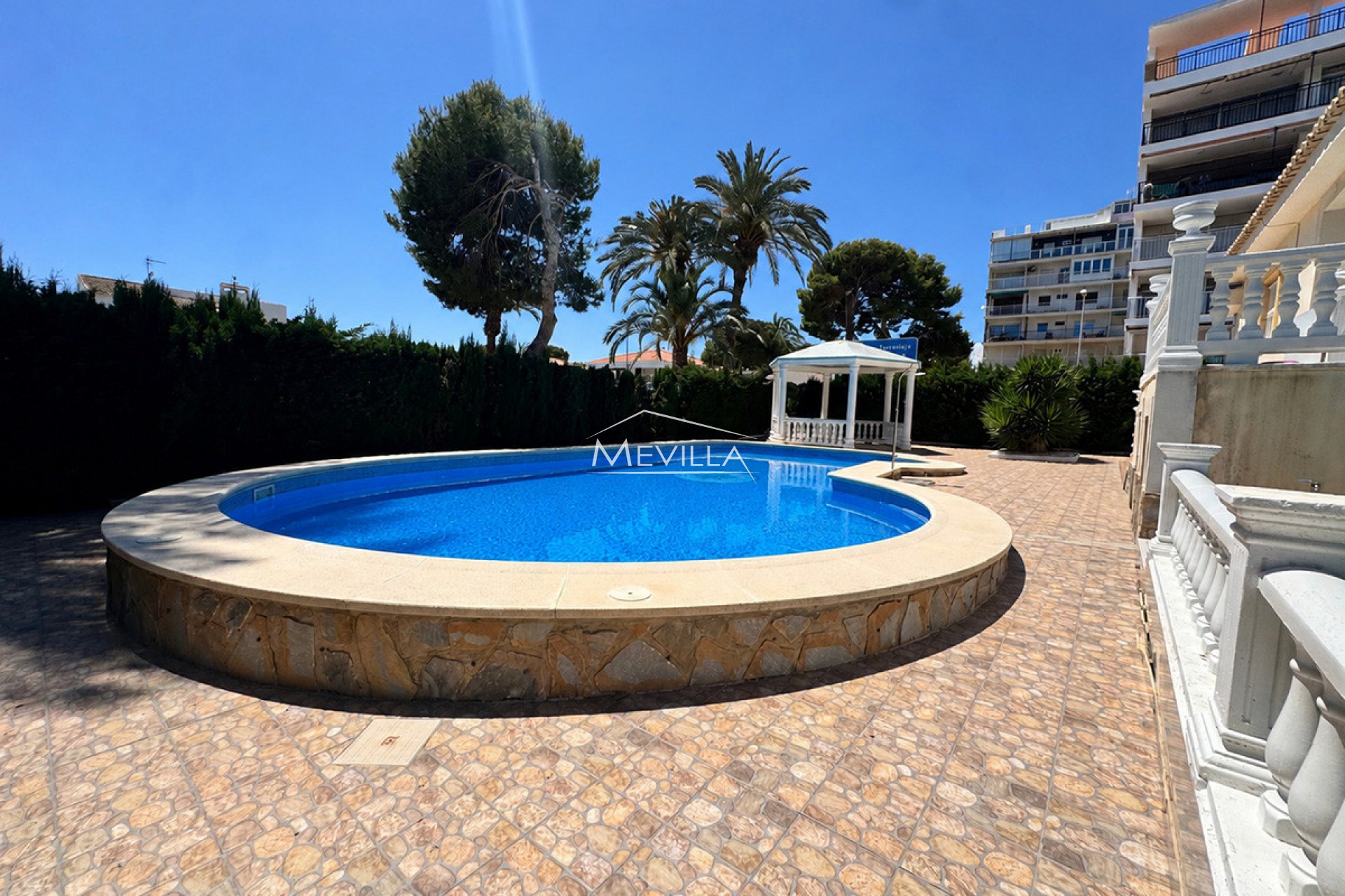 Resales - Villa - Orihuela Costa - La Zenia