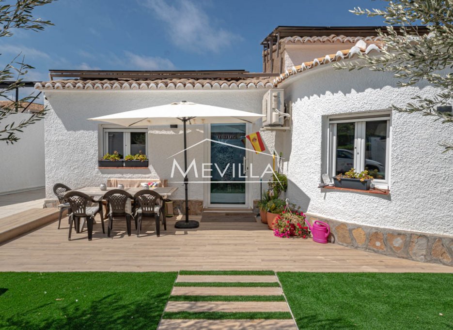 Resales - Villa - Orihuela Costa - La Zenia