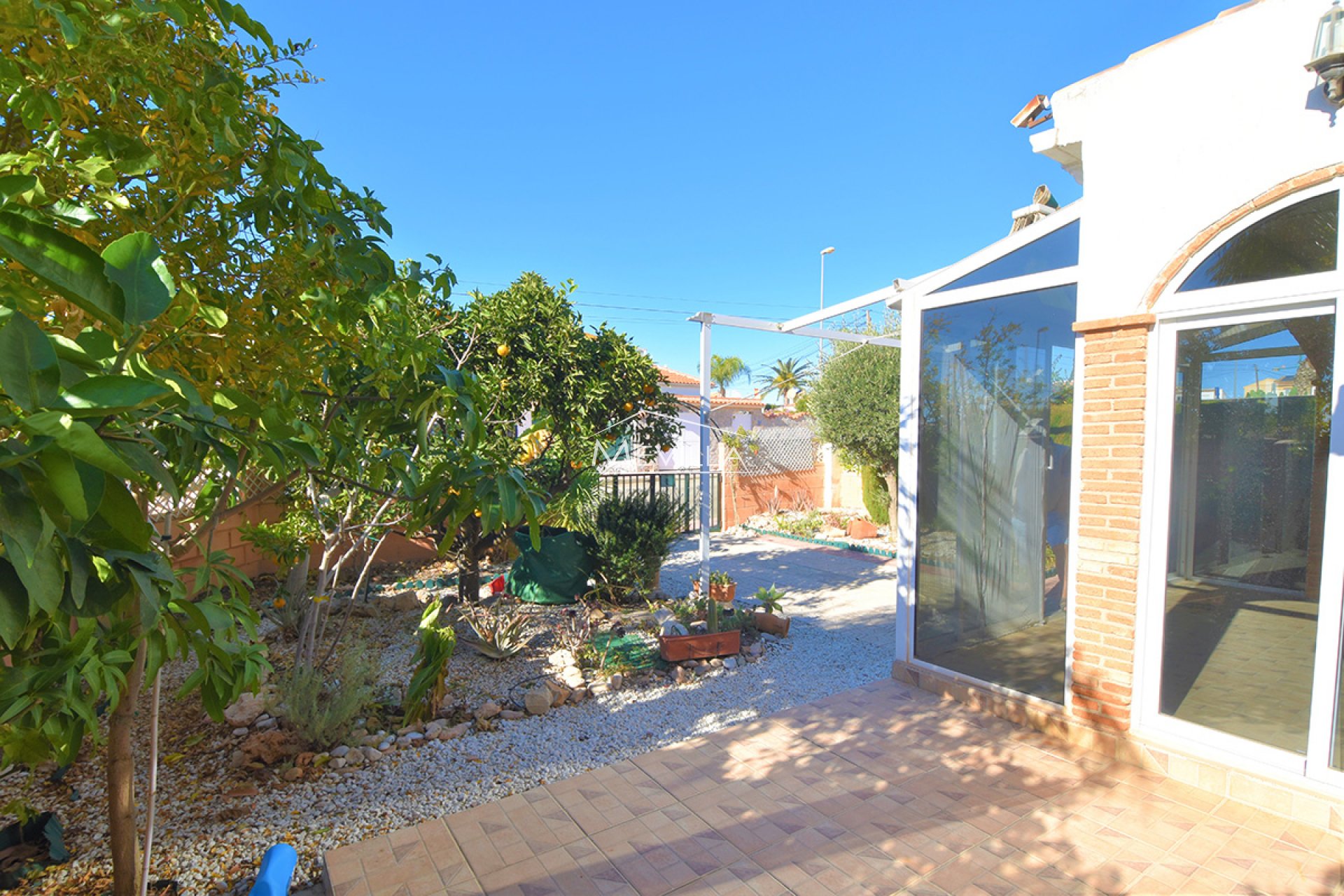 Resales - Villa - Orihuela Costa - Playa Flamenca