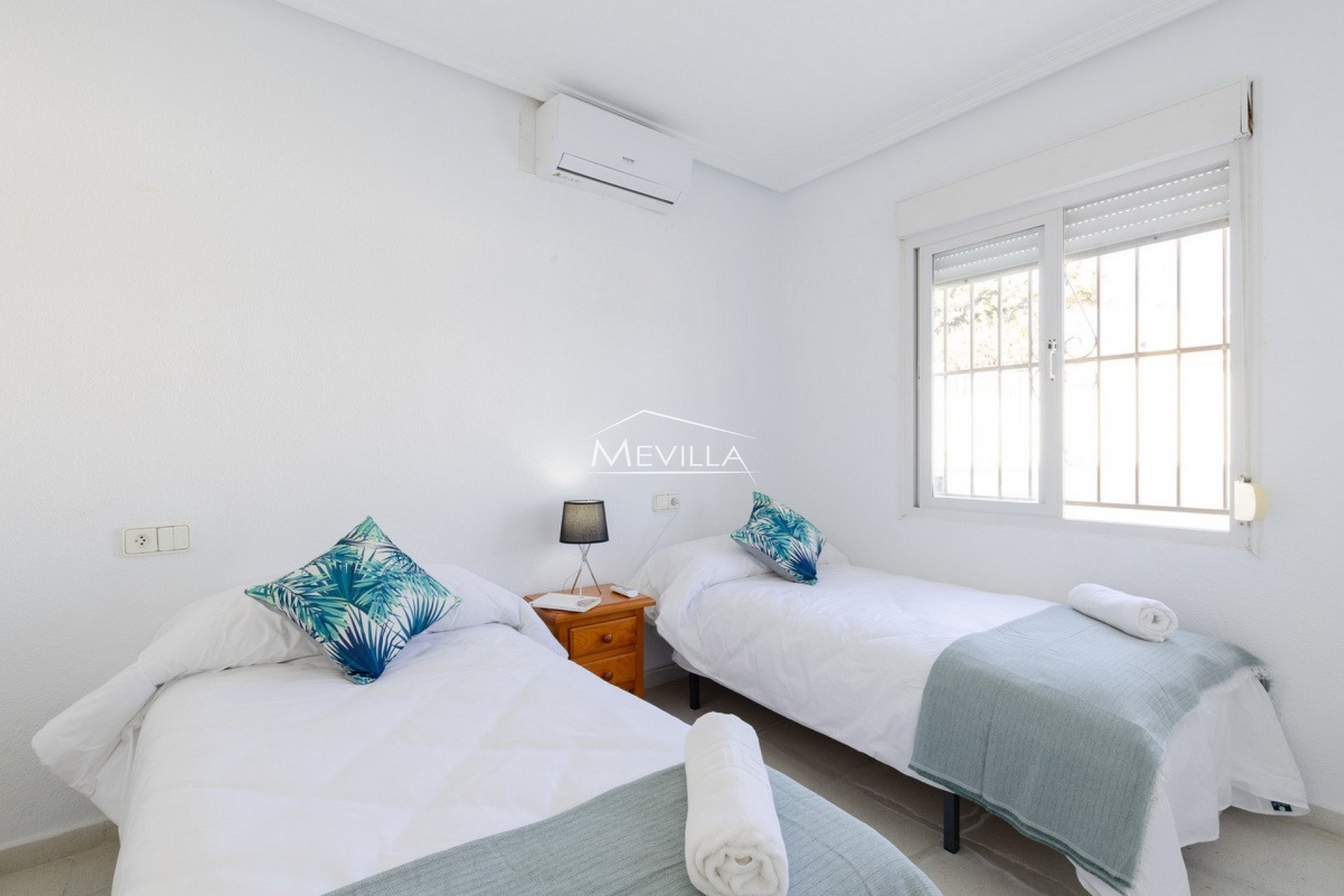 Resales - Villa - Orihuela Costa - Playa Flamenca