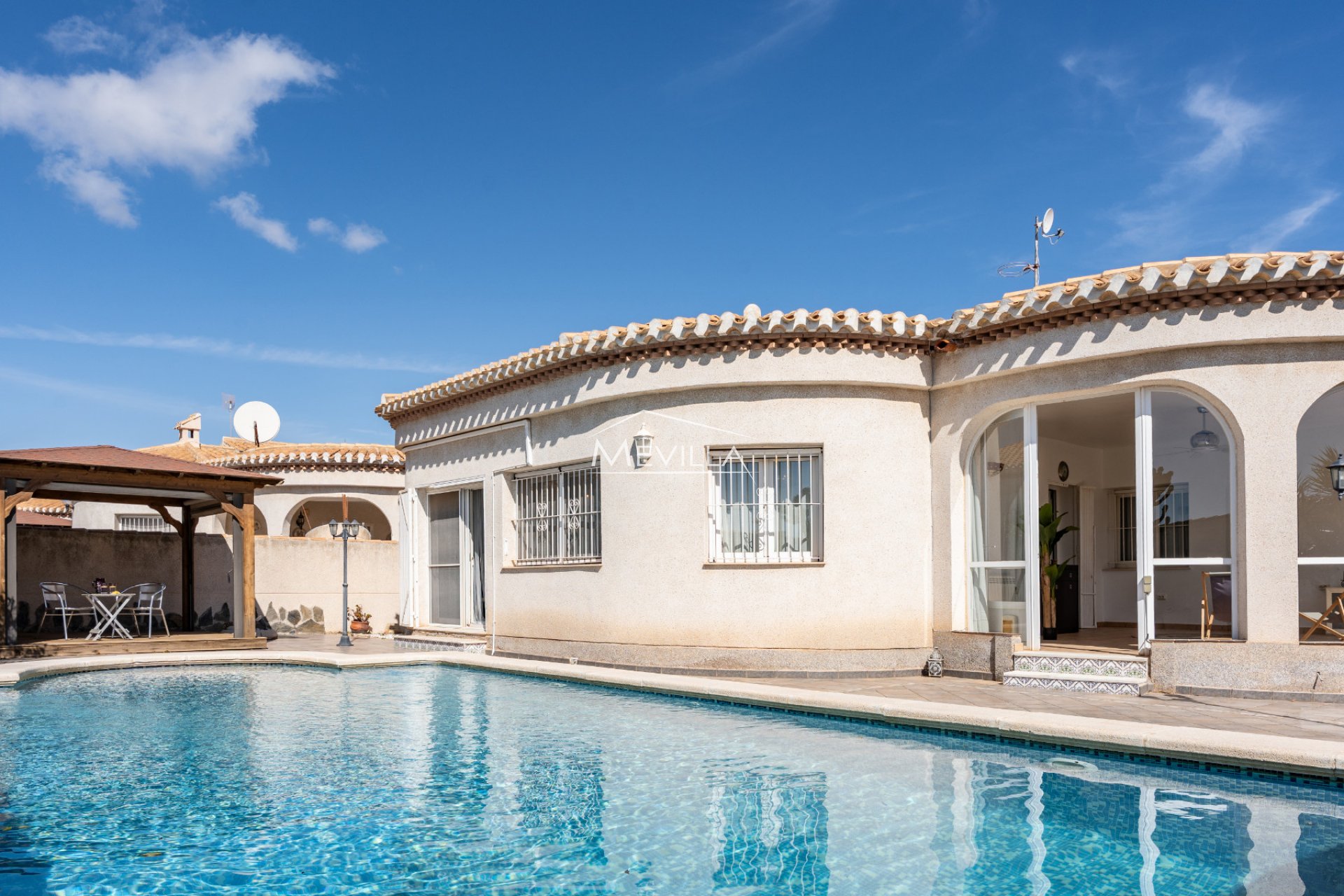Resales - Villa - Orihuela Costa - Playa Flamenca