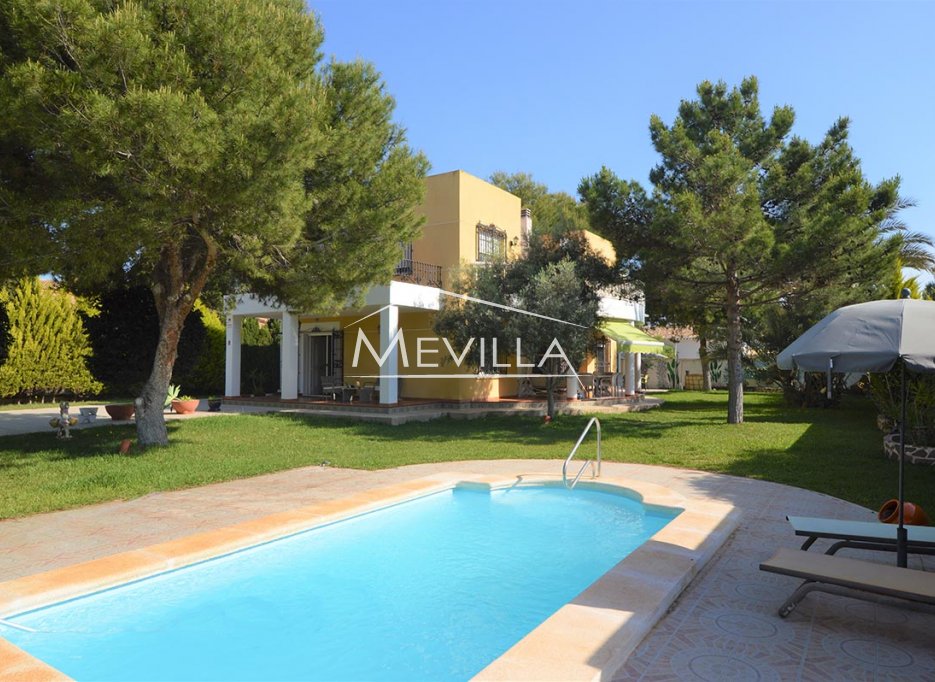 Resales - Villa - Orihuela Costa - Punta Prima