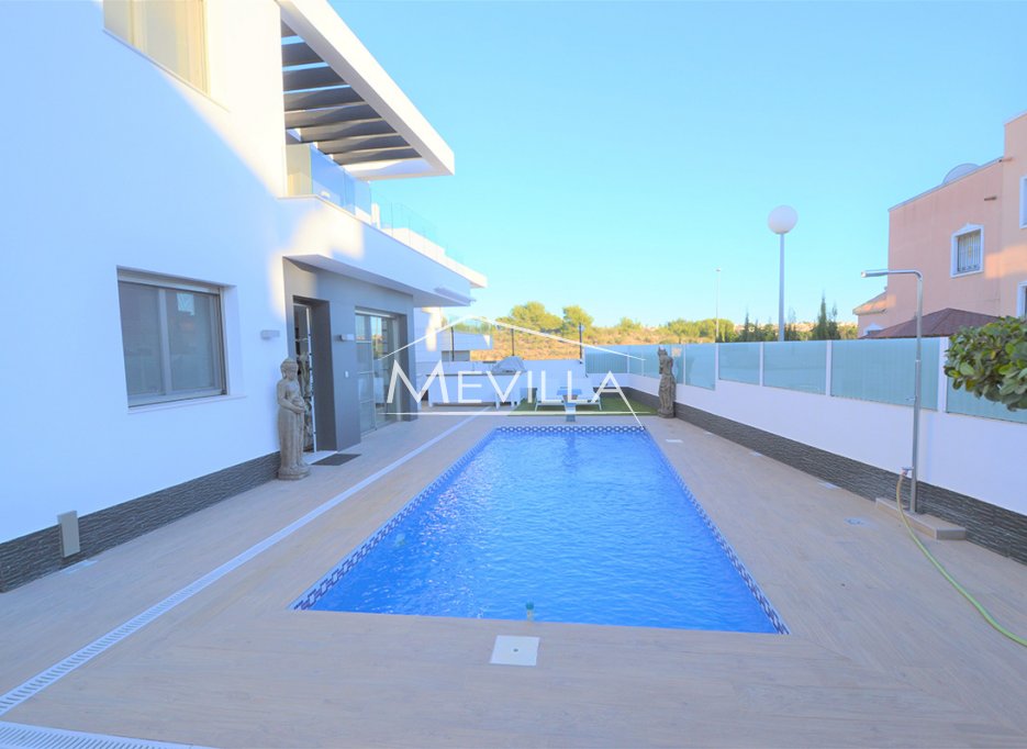 Resales - Villa - Orihuela Costa - Villamartin